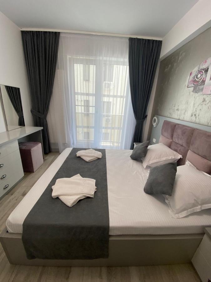 Ferienwohnung Alemar Royal 1 Năvodari Exterior foto